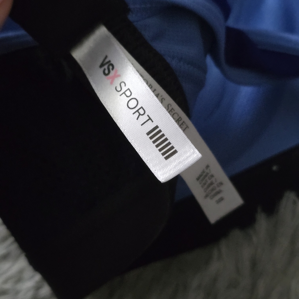 Victoria's Secret Navy Blue Sports Bra - Picture 5 of 7